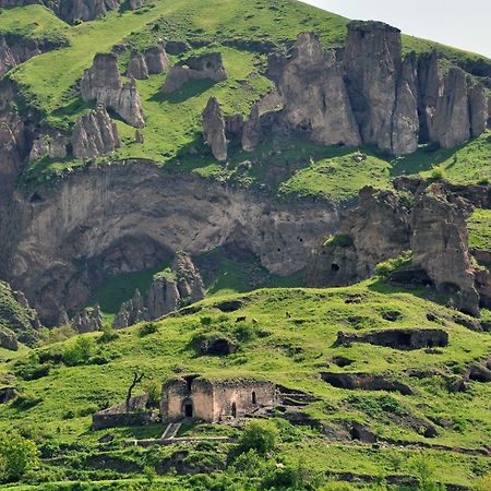 Zangezur Hotel Goris Bagian luar foto