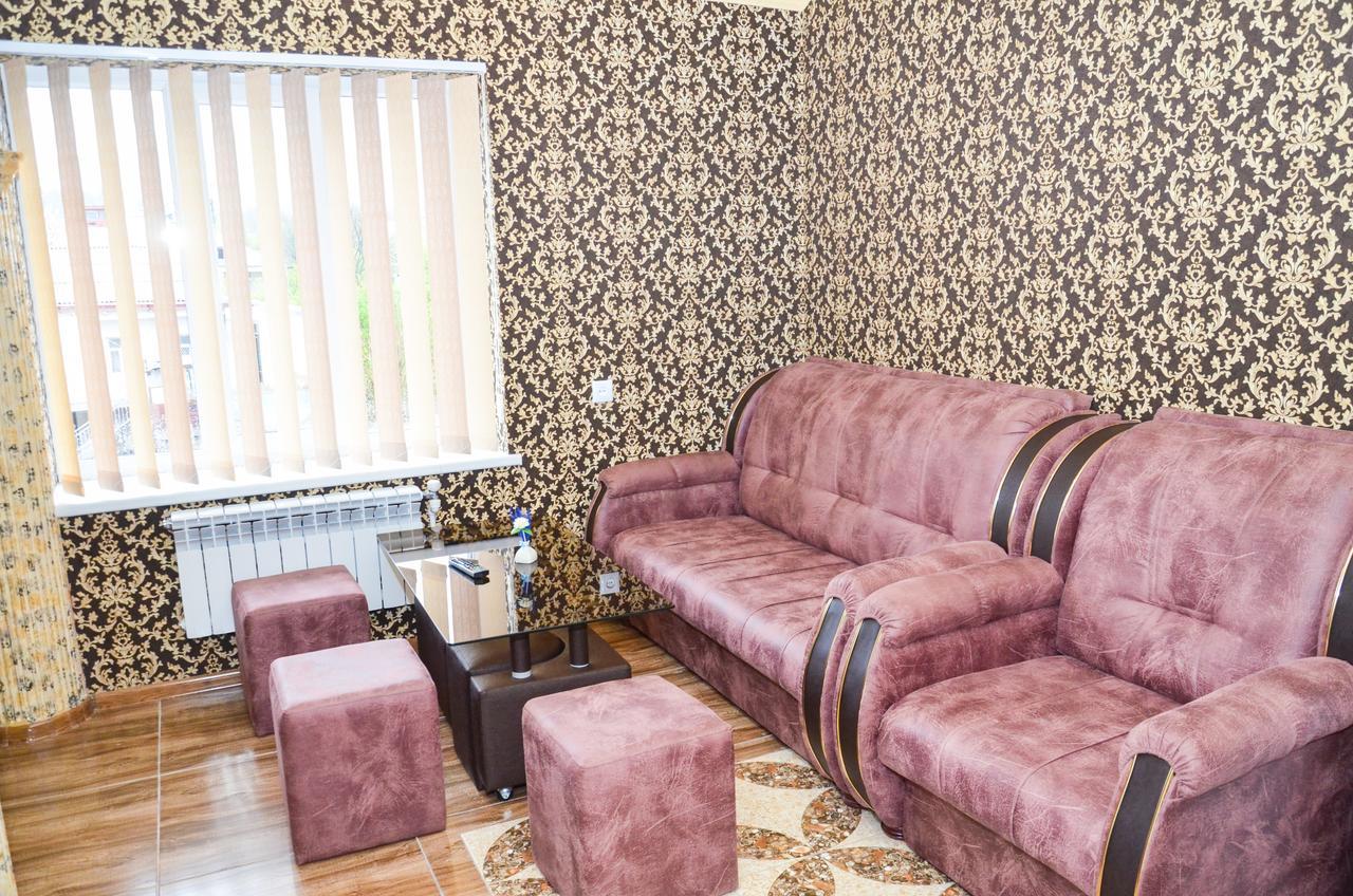 Zangezur Hotel Goris Bagian luar foto