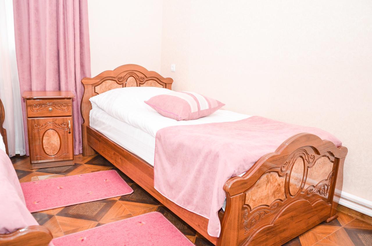 Zangezur Hotel Goris Bagian luar foto