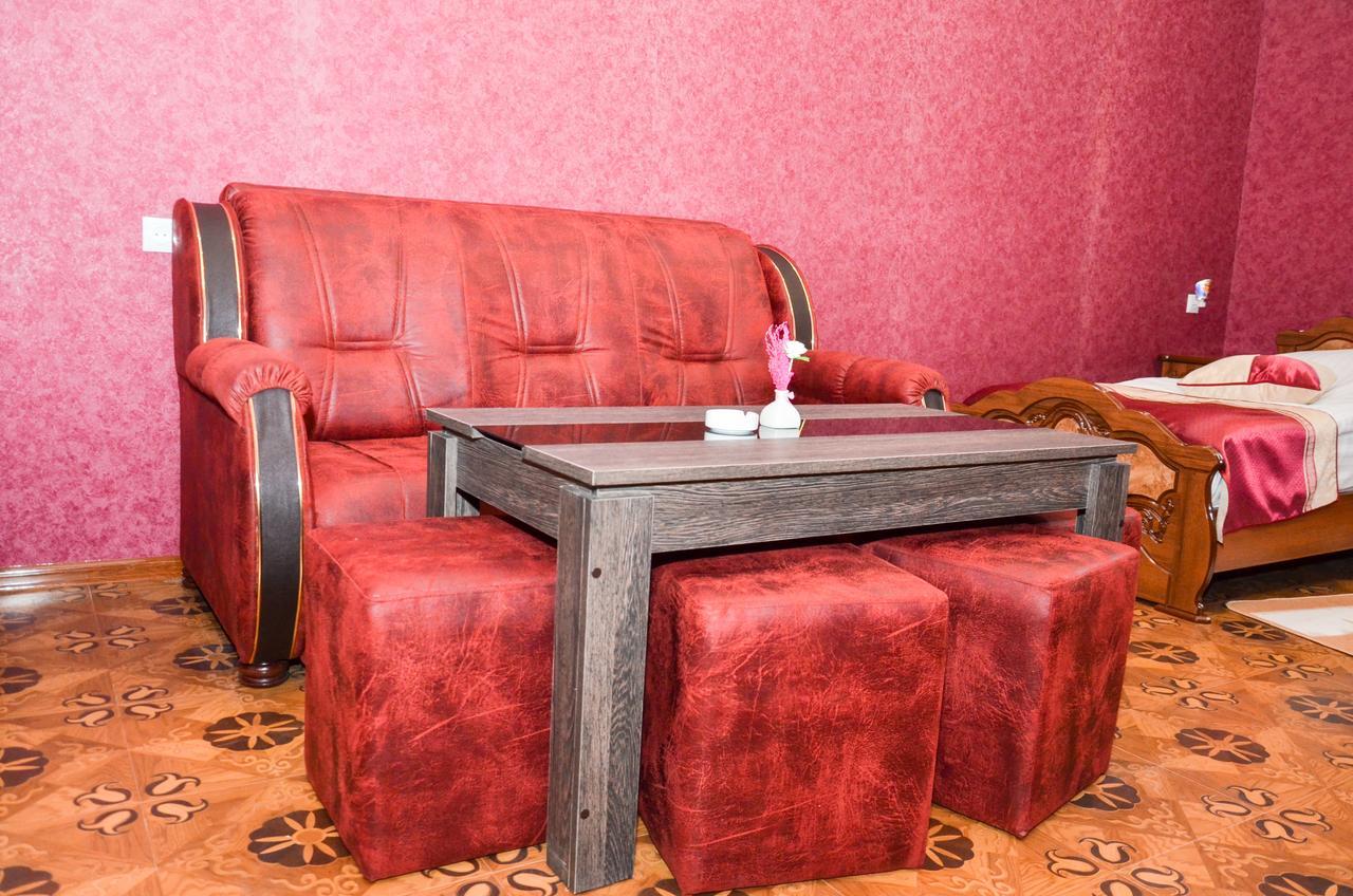 Zangezur Hotel Goris Bagian luar foto